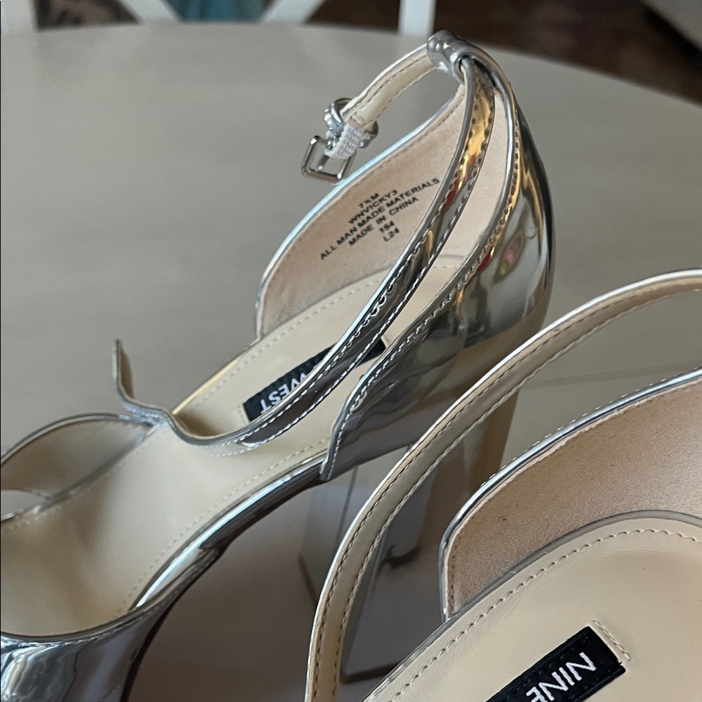 Nine West Vicky3 silver platforms - Picture 6 of 11